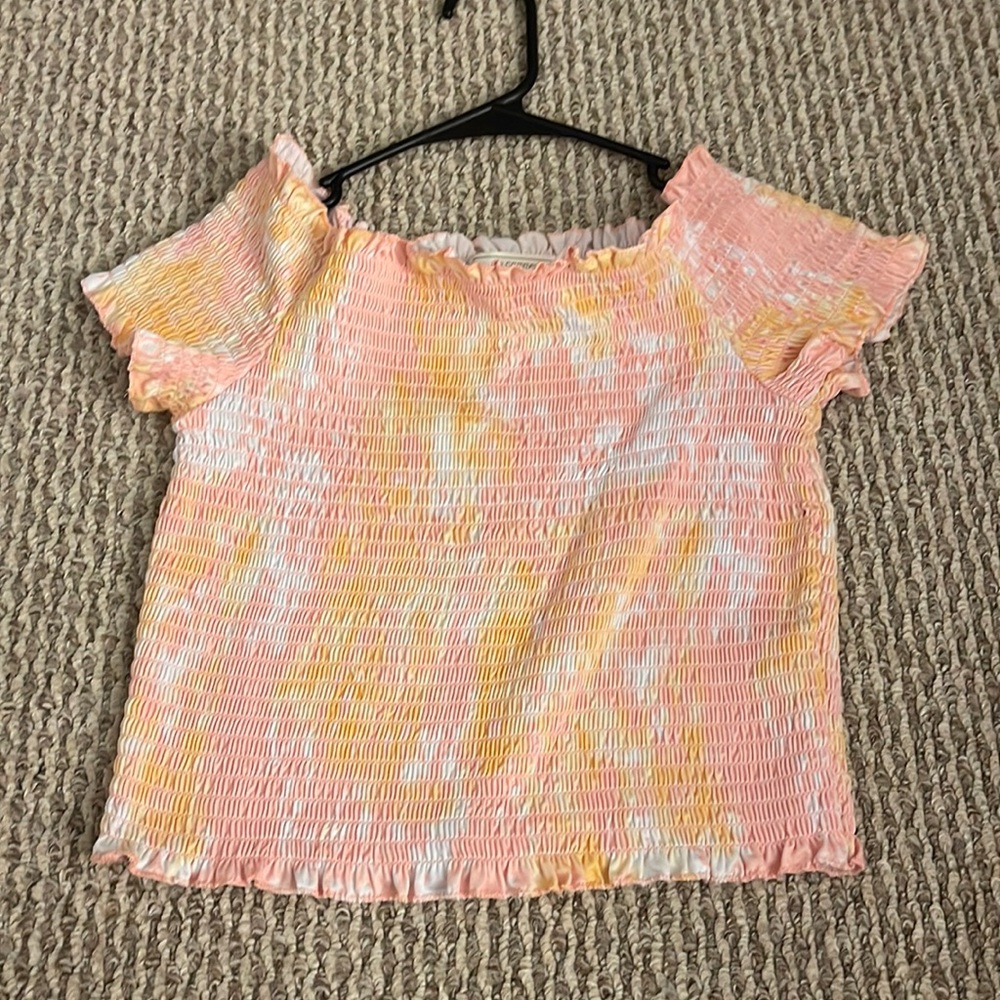 pink off-shoulder shirt (kids)